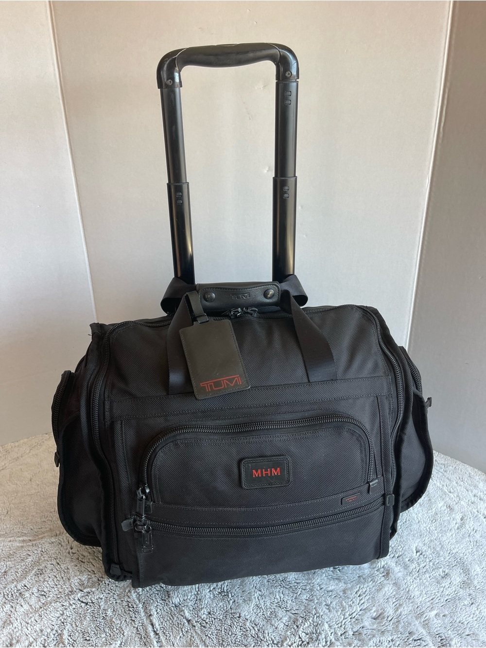 TUMI Alpha 2 Compact 2 Wheeled Duffel Luggage Carry-On Black 22052DH 14X19.75X10